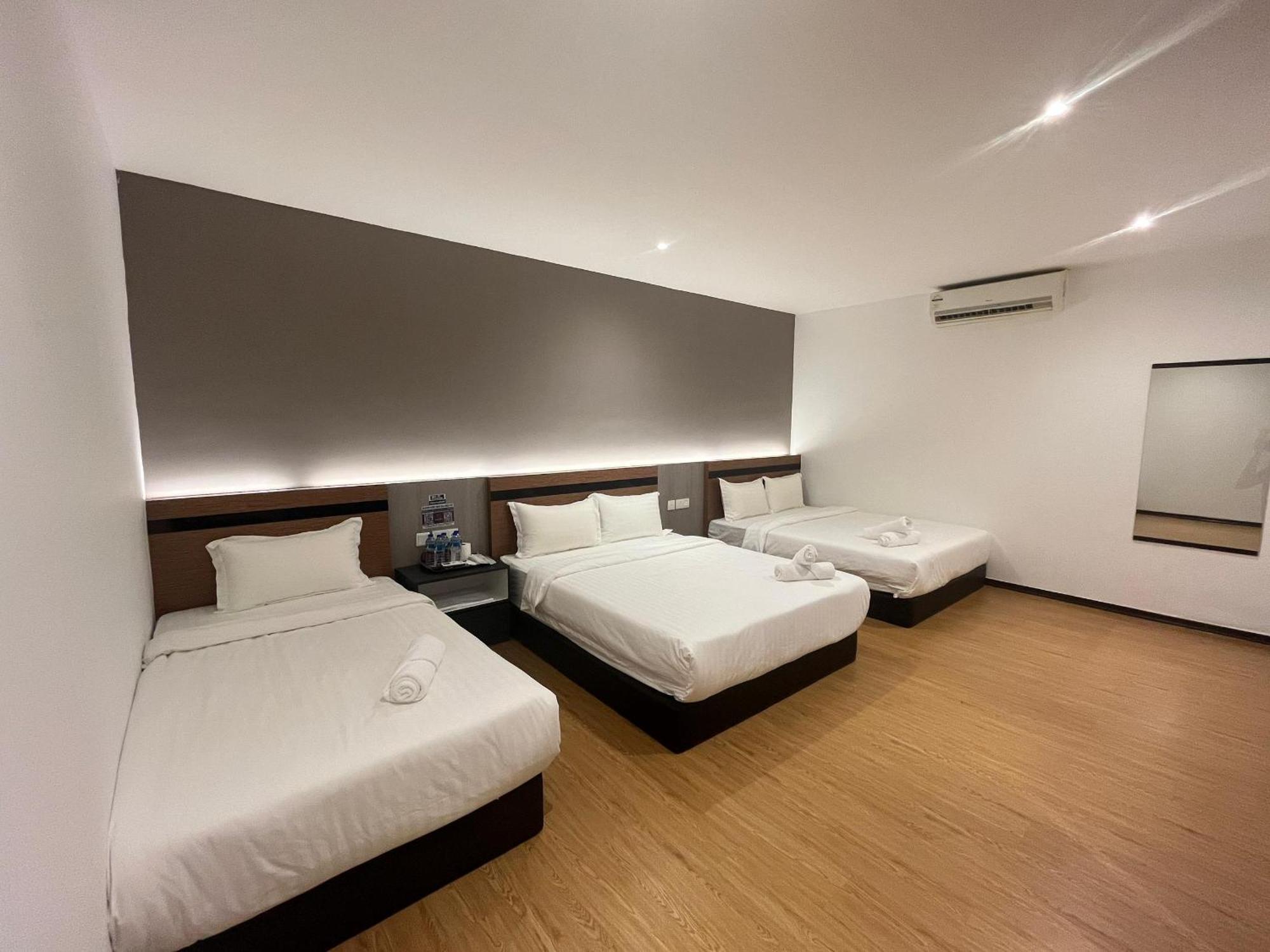 Havona Hotel - Bandar Putra Kulai - Self Check-In ภายนอก รูปภาพ