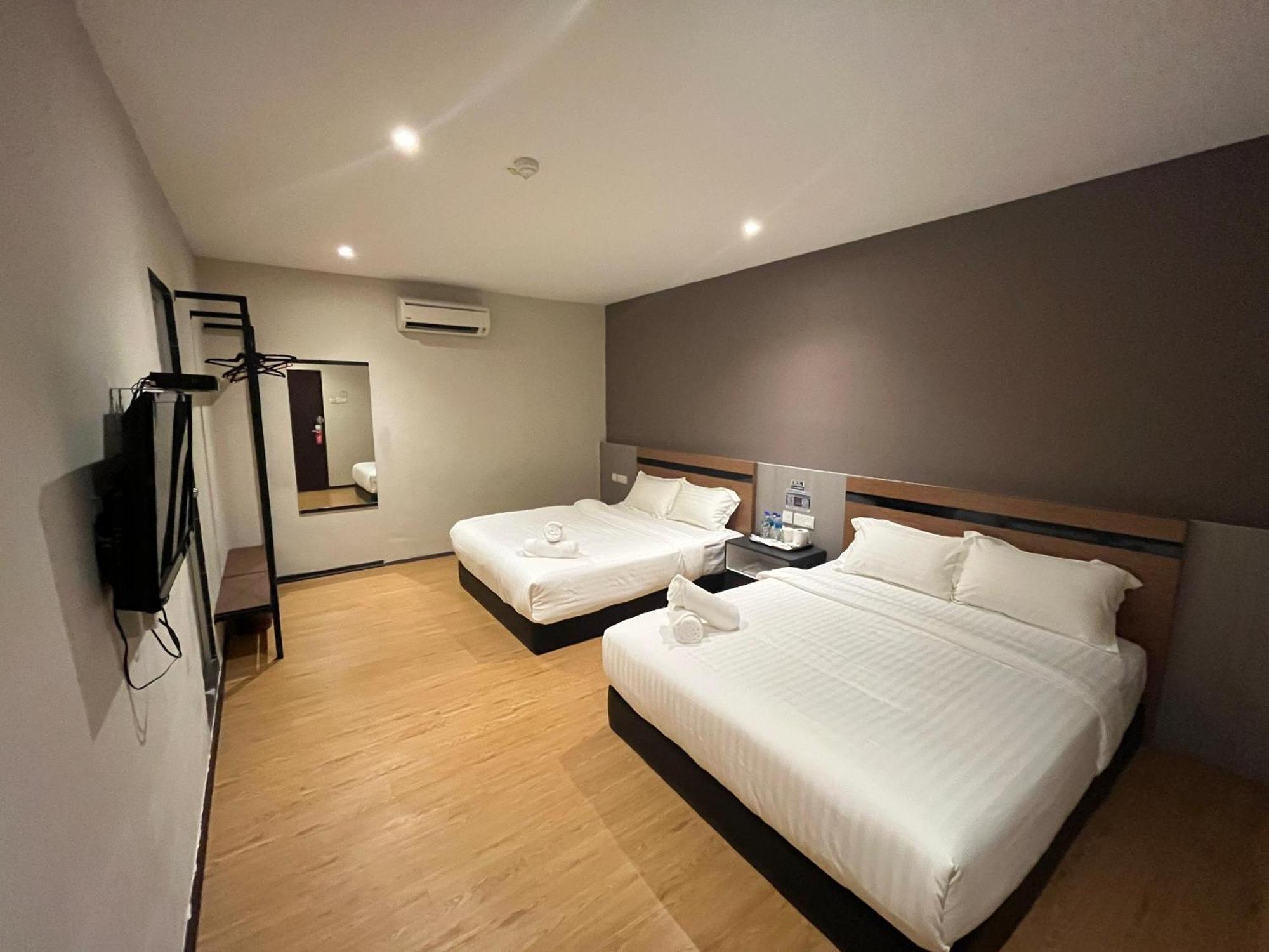 Havona Hotel - Bandar Putra Kulai - Self Check-In ภายนอก รูปภาพ